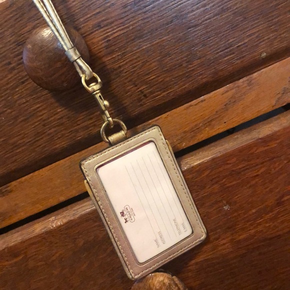 coach name badge - Picture 3 of 3